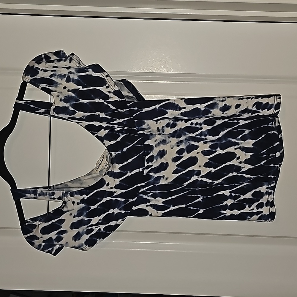 Cloudchaser Navy Bluewave+ white tie dye cold shoulder Size S NWT Light & cute